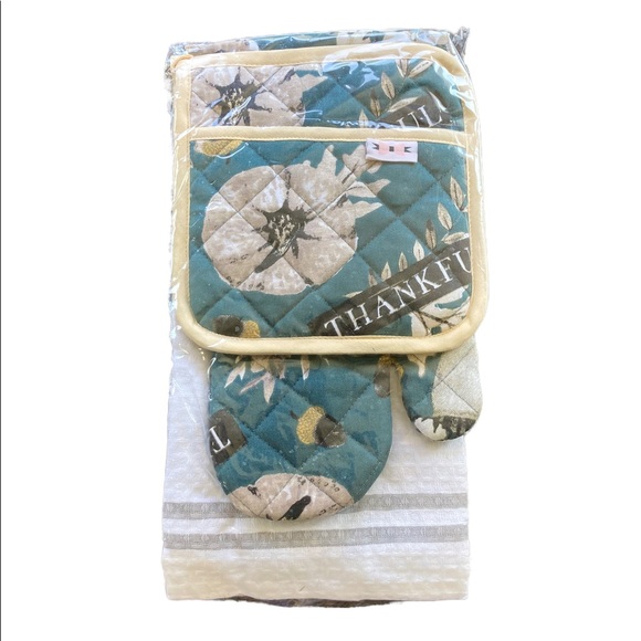 Count Your Blessings Thankful Apron Kitchen Towel Oven Mitt Set Simply Whimsical - Picture 2 of 9